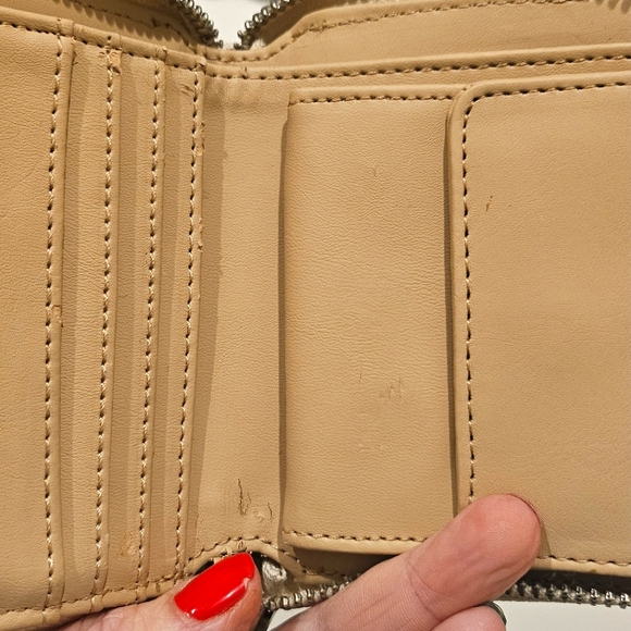 Guess small wallet - Picture 6 of 8